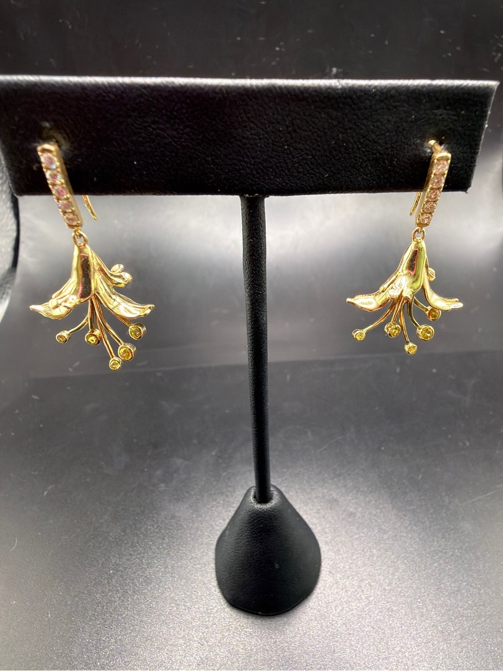 YELLOW SAPPHIRE & DIAMONDS 14k YELLOW GOLD HONEYSUCKLE DANGLE EARRINGS SOUTHERN - Picture 2 of 7